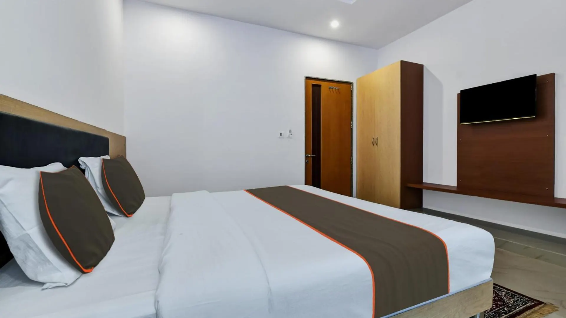 Hotel O Heritage Inn Ουνταϊπούρ