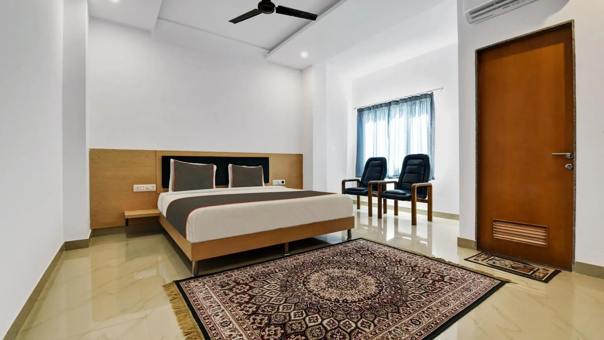 Hotel O Heritage Inn Ουνταϊπούρ